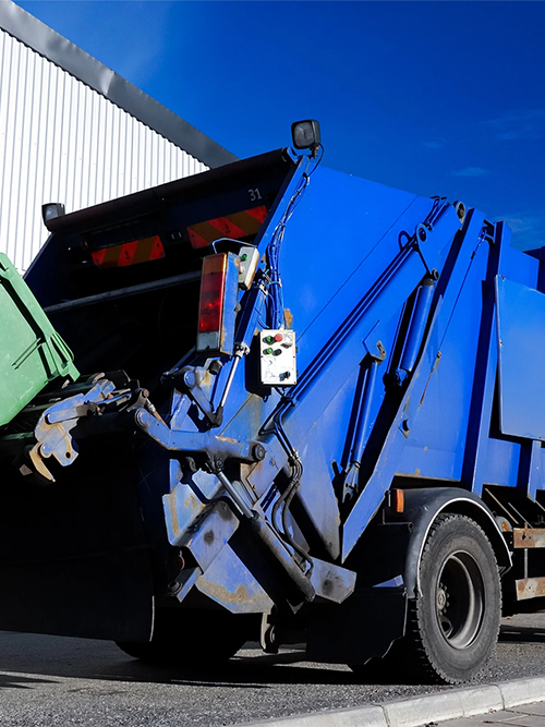 What  type of hydraulic cylinder is used in Garbage Truck, Waste/Recycling Equipment?